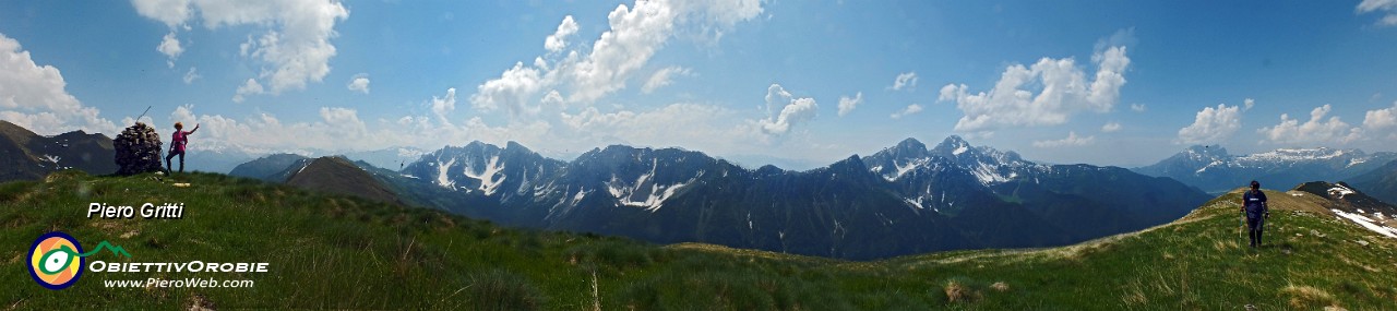 35 Dal Busma vista dalle Piccole Dolomiti Scalvine alla Presolana .jpg